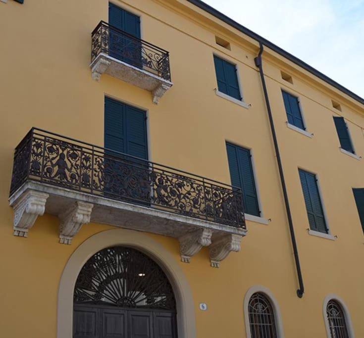 Queen Verona Luxury Apartment Zewnętrze zdjęcie
