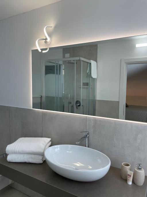 Queen Verona Luxury Apartment Zewnętrze zdjęcie